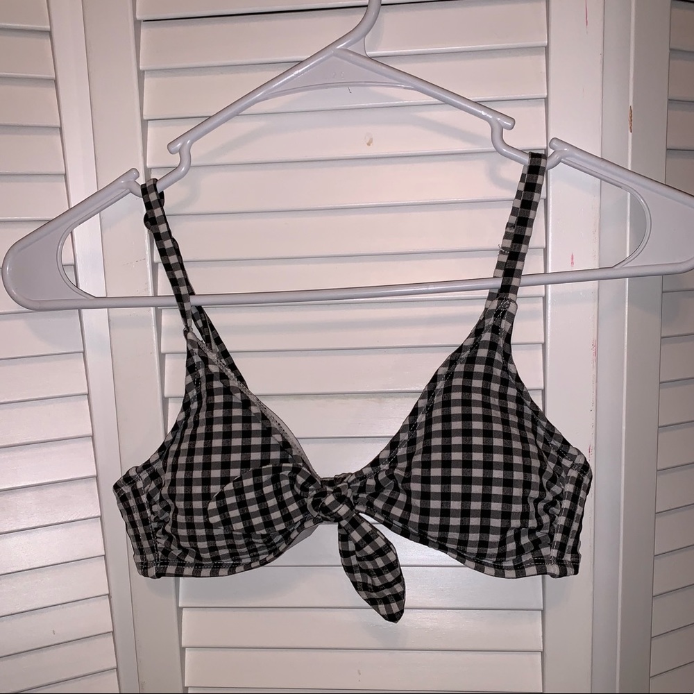 Brand new XS bikini top
